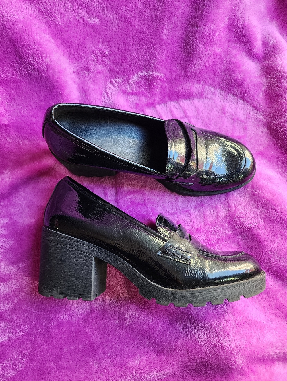 X-appeal Chunky Heel Loafers